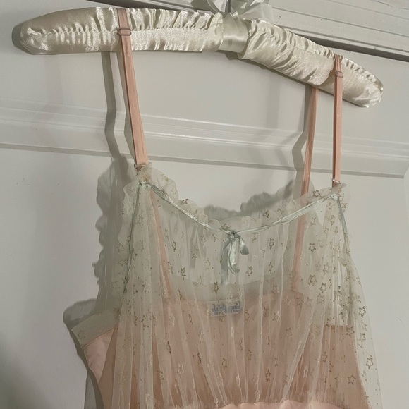 Vintage 1940’s-1950’s Dainty Maid Sheer & Light Pink Star Print Slip Night Gown - Picture 5 of 17